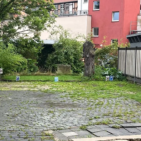 Kaufmannshof * 奎德林堡