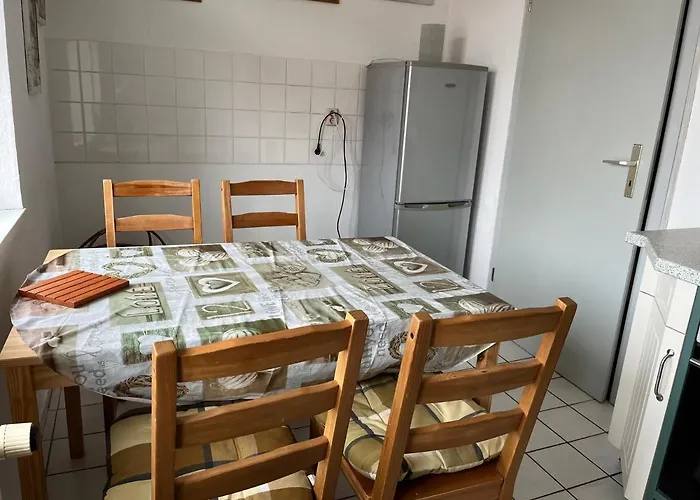 Kaufmannshof * 奎德林堡